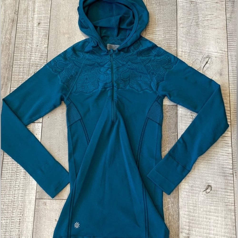 ⚡️(3/15). Athleta 1/4 Zip Teal Hooded Pullover with Embroidered Detail.  Small.